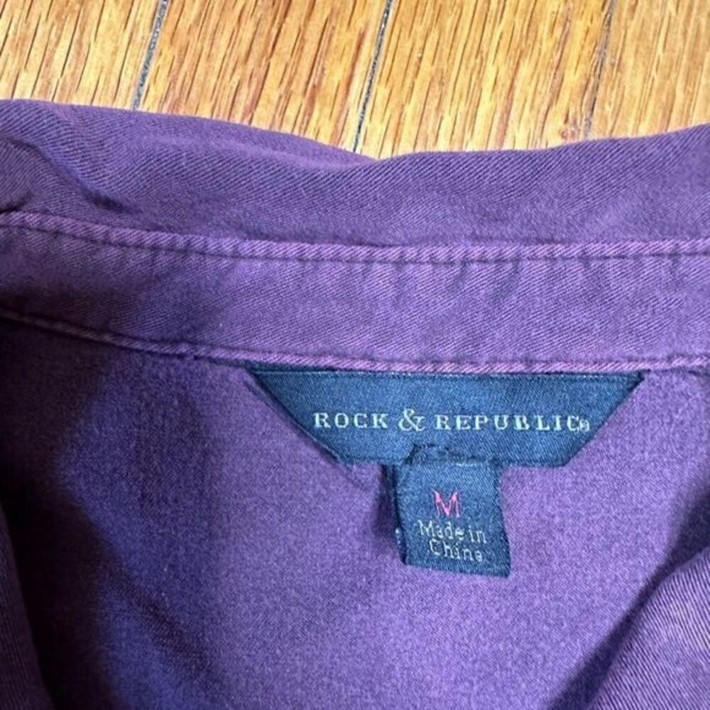 Rock & Republic silky button down distressed soft fabric long sleeves size Med - Picture 9 of 11